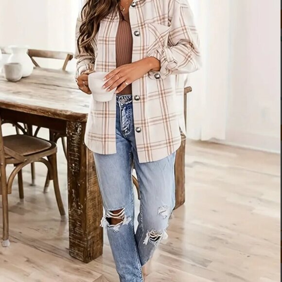 NWOT Plaid Button-Up Shirt Jacket – Lightweight Spring/Fall Layer Size Small - Picture 4 of 4